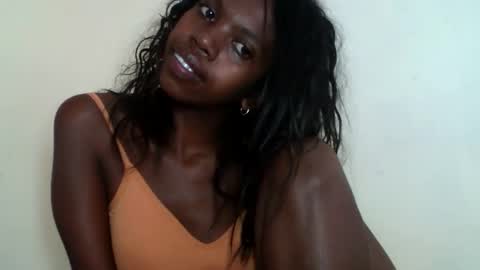 coquine_lara online show from 05-01-26, 10:09