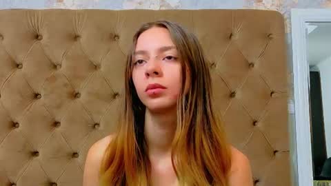 Snapshot of cora_vex chatting on 07-03-26, 04:19 CoraVex online show from 07-03-26, 04:19