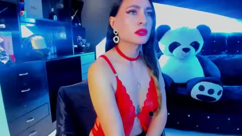 Coral  online show from 02-22-25, 03:14