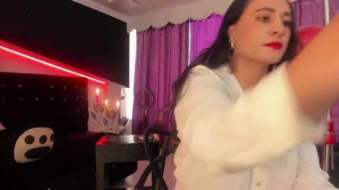 Coral  online show from 02-14-26, 01:41