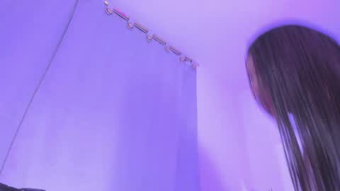 Snapshot of coral_princex chatting on 04-25-26, 03:20 Coral princex online show from 04-25-26, 03:20