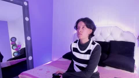 Snapshot of coralandocean chatting on 12-02-25, 12:32 Coral and Ocean online show from 12-02-25, 12:32