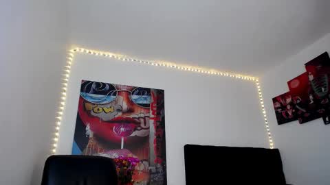 Snapshot of coraline10 chatting on 02-24-25, 04:49 vivi online show from 02-24-25, 04:49