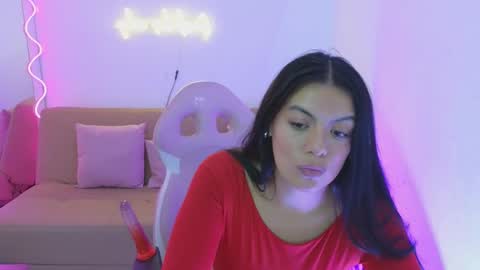 Carolina  online show from 02-19-25, 03:28