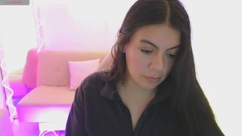 Carolina  online show from 03-12-25, 03:46