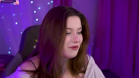 Snapshot of coralinekeyns chatting on 12-02-24, 05:15 little girl who is always right or Coraline online show from 12-02-24, 05:15
