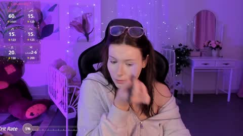 Snapshot of coralinekeyns chatting on 12-14-24, 08:13 little girl who is always right or Coraline online show from 12-14-24, 08:13
