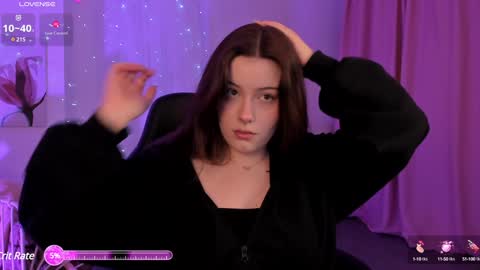 Snapshot of coralinekeyns chatting on 12-23-24, 05:28 little girl who is always right or Coraline online show from 12-23-24, 05:28