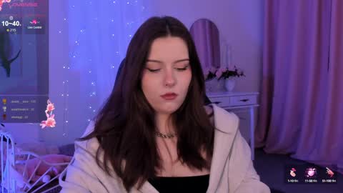 Snapshot of coralinekeyns chatting on 02-11-25, 11:43 little girl who is always right or Coraline online show from 02-11-25, 11:43