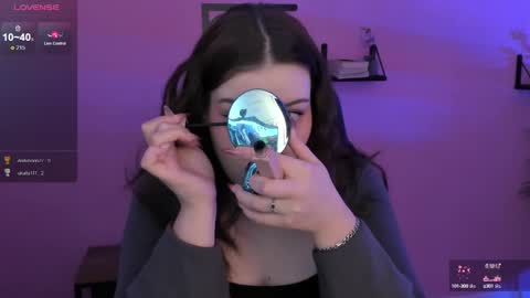 Snapshot of coralinekeyns chatting on 02-19-25, 05:38 little girl who is always right or Coraline online show from 02-19-25, 05:38