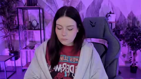 little girl who is always right or Coraline online show from 10-03-25, 05:15