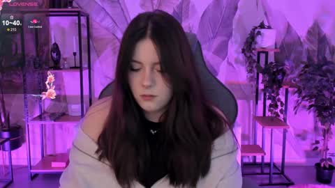 little girl who is always right or Coraline online show from 10-23-25, 05:18