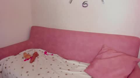  Red  online show from 05-31-26, 02:46