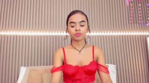 Snapshot of coralineross_ chatting on 03-12-25, 11:31 coralineross_ online show from 03-12-25, 11:31