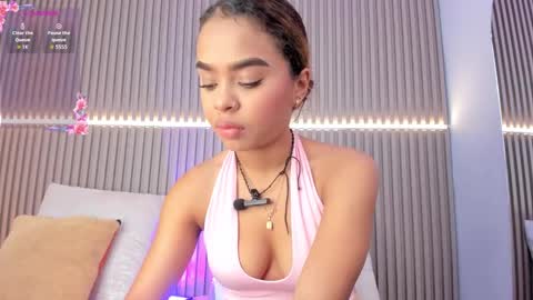 Snapshot of coralineross_ chatting on 09-12-25, 10:59 coralineross_ online show from 09-12-25, 10:59