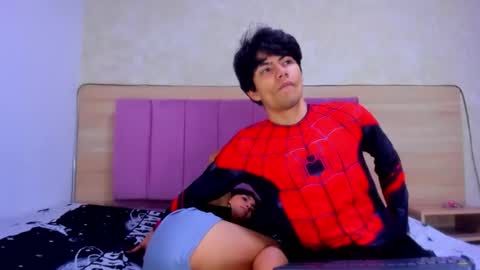 coralive_adoniscm101 online show from 02-04-26, 03:23