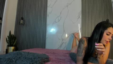 Snapshot of coralkihot chatting on 03-08-25, 07:31 C O R A L C A L I O P E online show from 03-08-25, 07:31