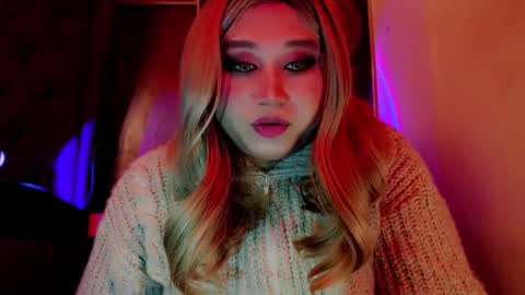 Snapshot of corefinder_xx chatting on 12-05-25, 06:55 corefinder_xx online show from 12-05-25, 06:55