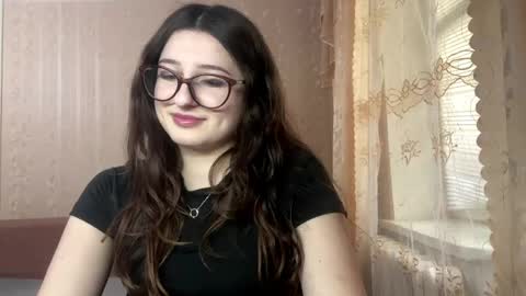 Elisheva online show from 05-11-26, 10:32