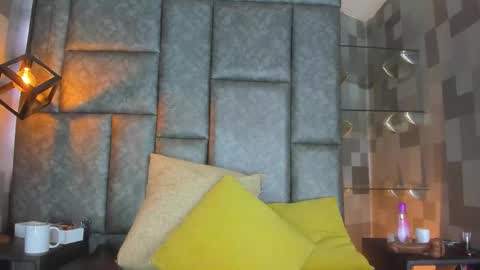 Snapshot of corina_taylor_ chatting on 10-04-25, 11:30 Cori online show from 10-04-25, 11:30