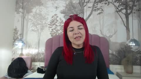 Snapshot of corineray chatting on 10-22-25, 05:45 corineray online show from 10-22-25, 05:45