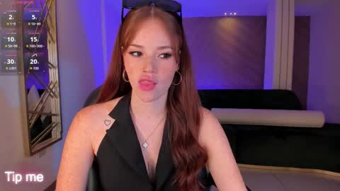 Corinne Russo online show from 11-29-25, 06:16