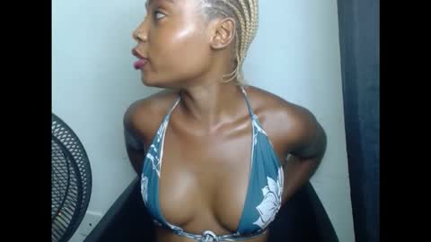 cornxcunt online show from 11-24-25, 03:17