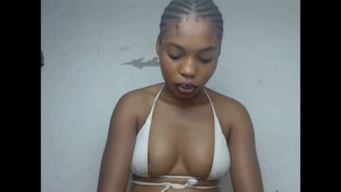 Snapshot of cornxcunt chatting on 02-15-26, 03:53 cornxcunt online show from 02-15-26, 03:53