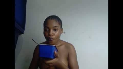 Snapshot of cornxcunt chatting on 02-19-26, 10:06 cornxcunt online show from 02-19-26, 10:06