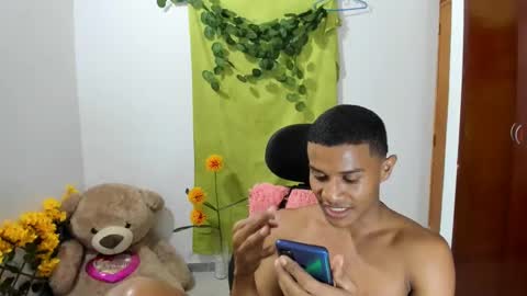 Ethan  online show from 02-10-25, 12:08