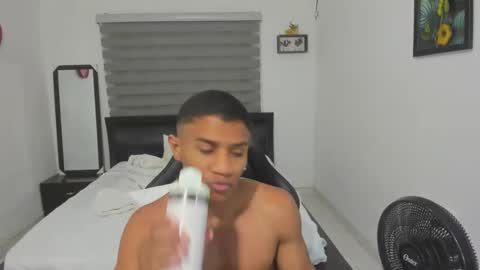 Ethan  online show from 11-09-25, 10:41