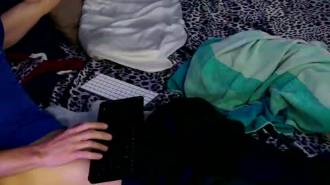 Snapshot of cosdaddy chatting on 10-01-25, 08:42 cosdaddy online show from 10-01-25, 08:42