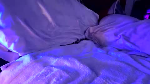 Snapshot of cosdaddy chatting on 10-14-25, 06:03 cosdaddy online show from 10-14-25, 06:03