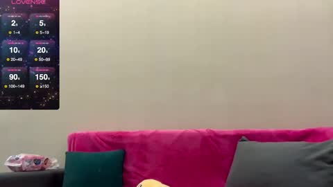 Lina online show from 09-22-25, 05:04