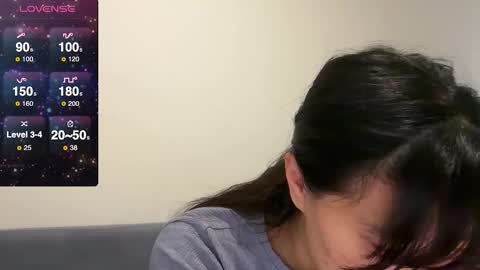 Lina online show from 11-10-25, 10:58