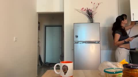 Lina online show from 11-19-25, 07:08