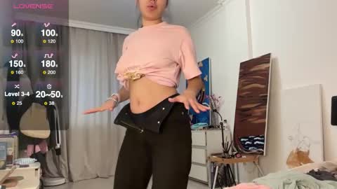 Lina online show from 02-07-26, 11:47