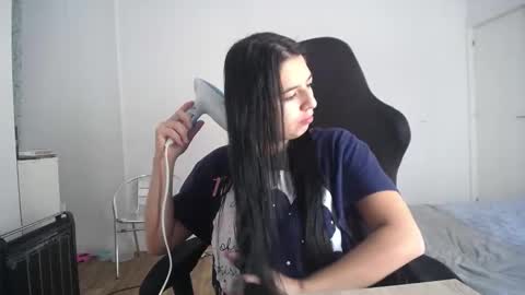 costantine helena24 online show from 01-18-26, 01:48