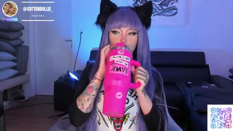 Snapshot of cotton_dollie chatting on 04-13-26, 01:38 Dollie online show from 04-13-26, 01:38