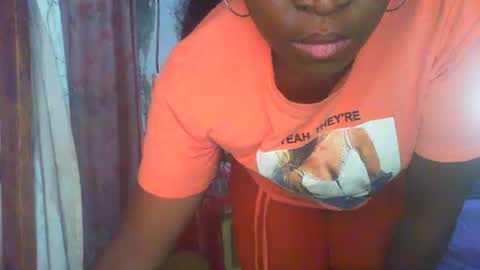 couleur_vanille online show from 12-03-24, 12:38