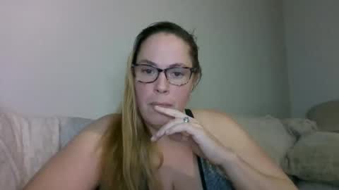 Fallen Angel 21 online show from 11-24-25, 03:01