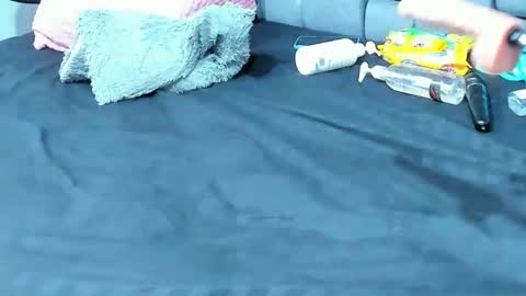 Snapshot of couple_gold69 chatting on 01-27-25, 12:16 Andrea and Scott online show from 01-27-25, 12:16