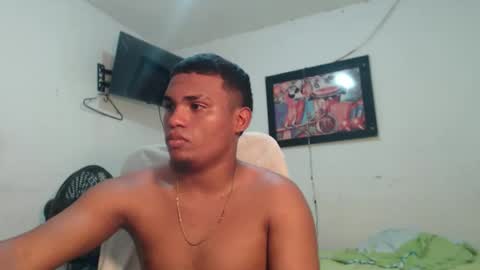 couple_hot0240129 online show from 11-21-25, 03:11