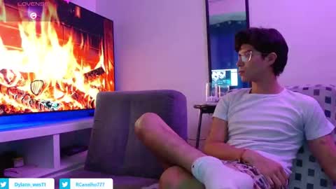 Snapshot of couple_hotfd chatting on 02-17-26, 05:37 Couple hotFD online show from 02-17-26, 05:37