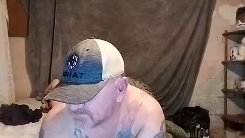 Ieathairytacos online show from 02-26-25, 03:53