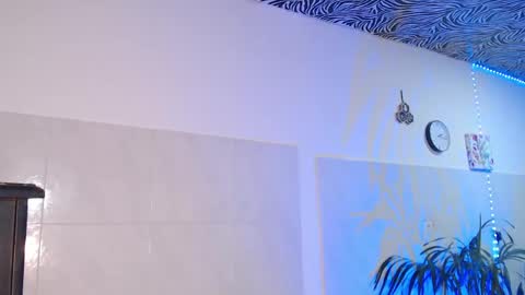 ALEXA  KIM online show from 05-09-26, 01:55