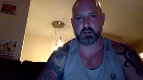 Snapshot of couplesdelight88 chatting on 03-26-26, 02:50 CouplesDelight88 online show from 03-26-26, 02:50