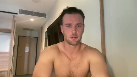 Snapshot of courtney981 chatting on 10-25-25, 02:30 Courtney online show from 10-25-25, 02:30