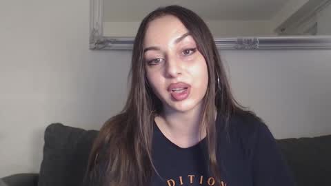 Courtney online show from 12-17-24, 06:09