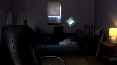 Snapshot of courtshipdating chatting on 09-11-25, 10:54 Harry online show from 09-11-25, 10:54